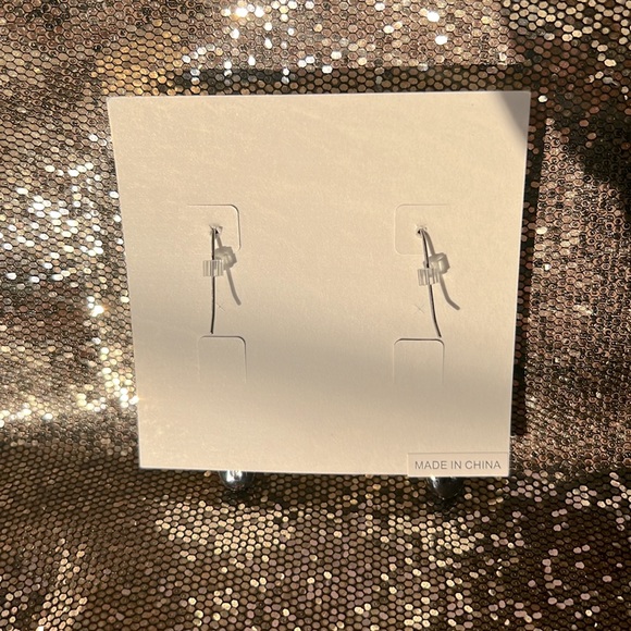 NWT Long Silver w/Black Tear Drop Earrings - Picture 2 of 2